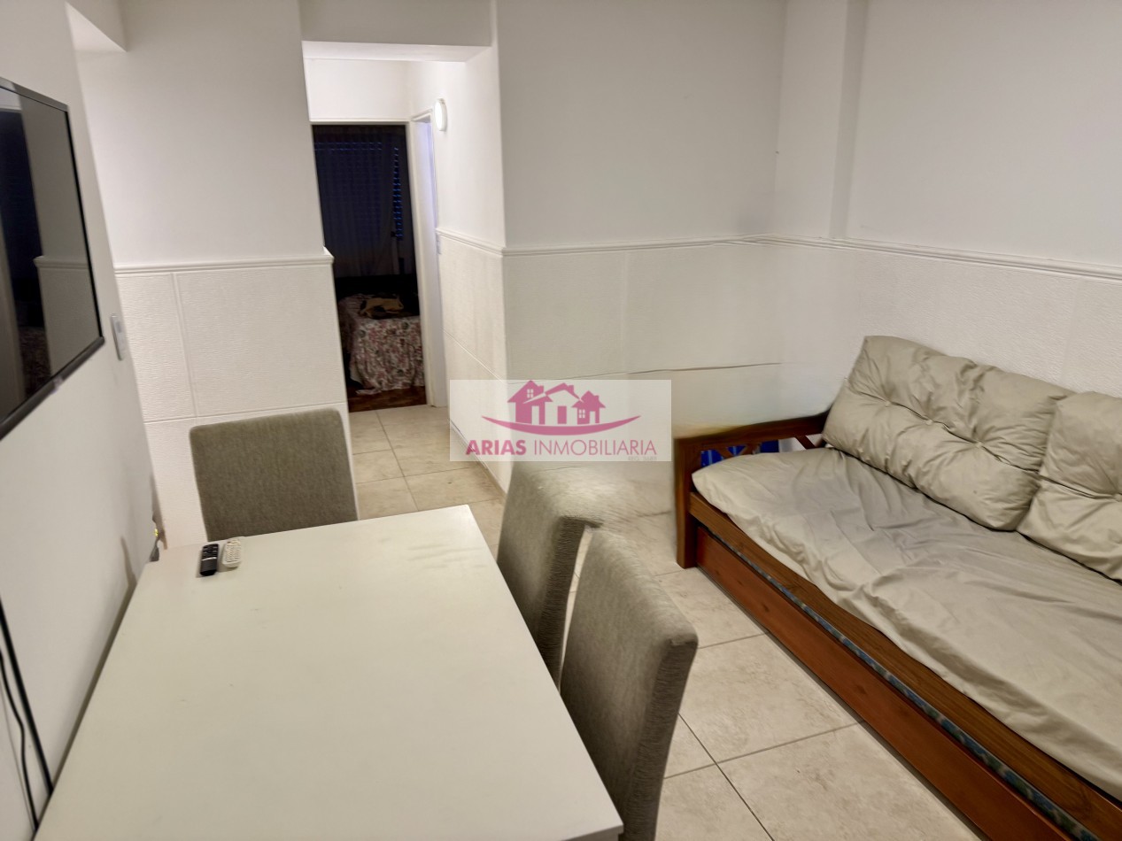 Departamento dos ambientes en Venta Zona plaza Colon.