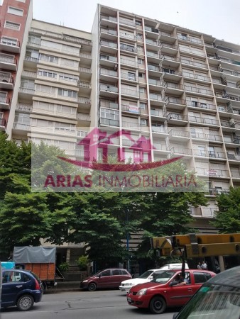Departamento dos ambientes en Venta Zona plaza Colon.