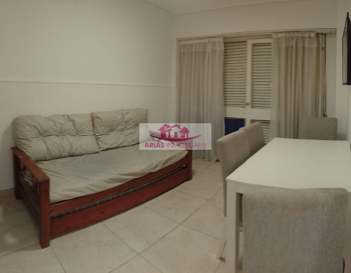 Departamento dos ambientes en Venta Zona plaza Colon.