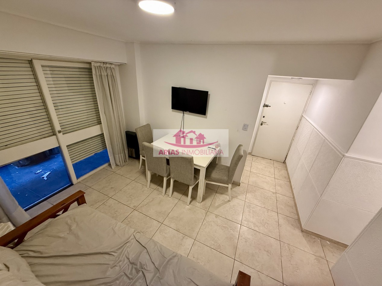 Departamento dos ambientes en Venta Zona plaza Colon.