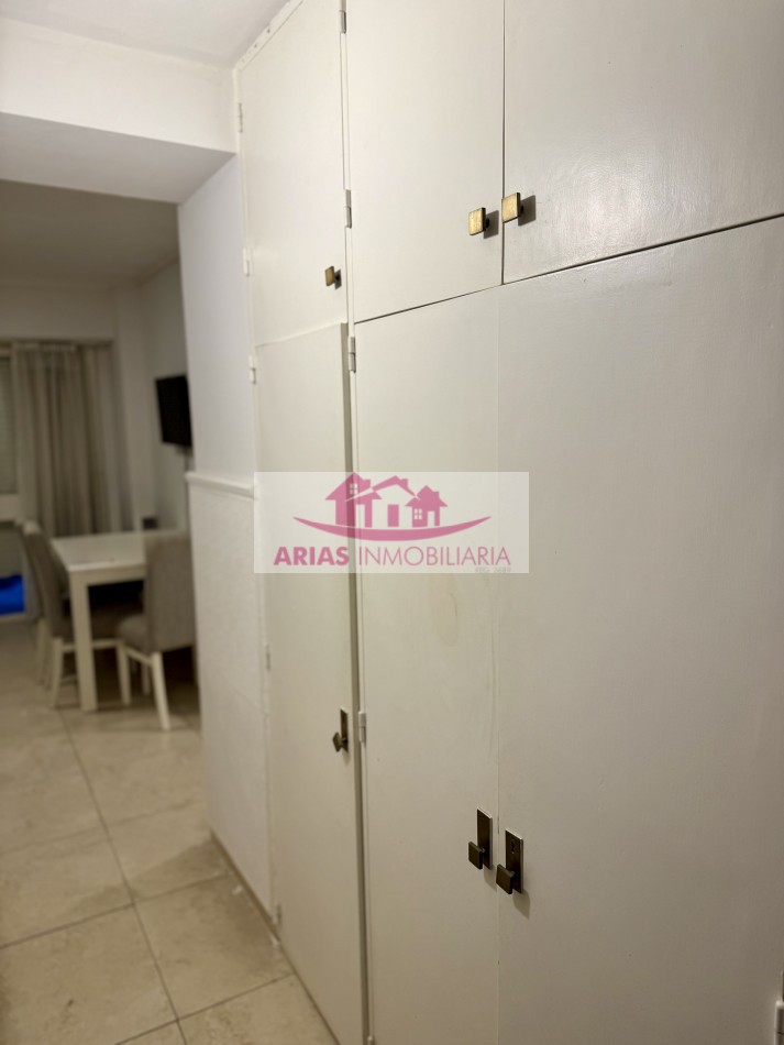 Departamento dos ambientes en Venta Zona plaza Colon.