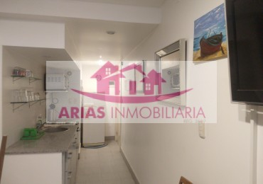 VENTA DEPARTAMENTO AMBIENTE CON PATIO. A METROS DEL MAR . ZONA CENTRO 